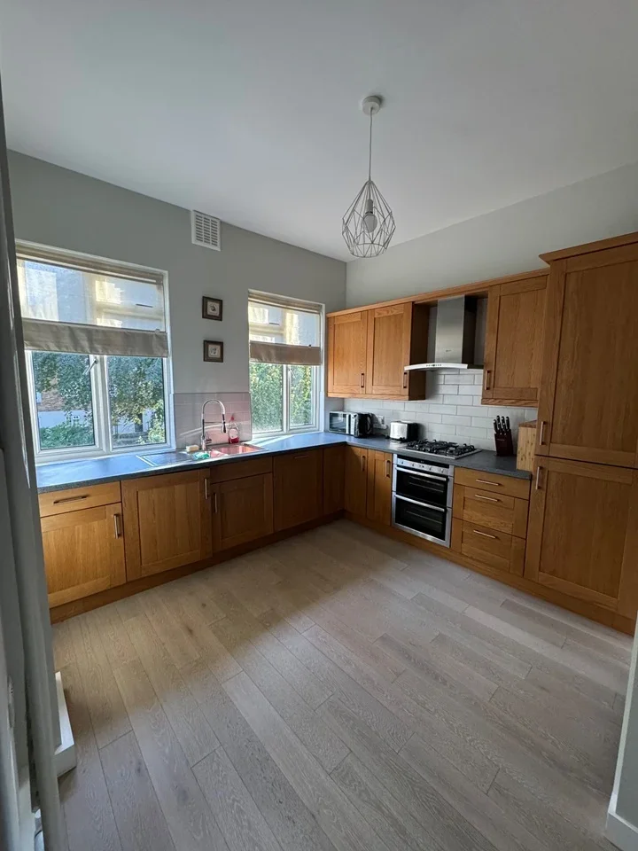 Flat Hammelton Road in Greater London