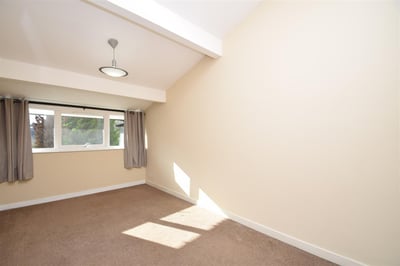 House Hawes Close in Greater London