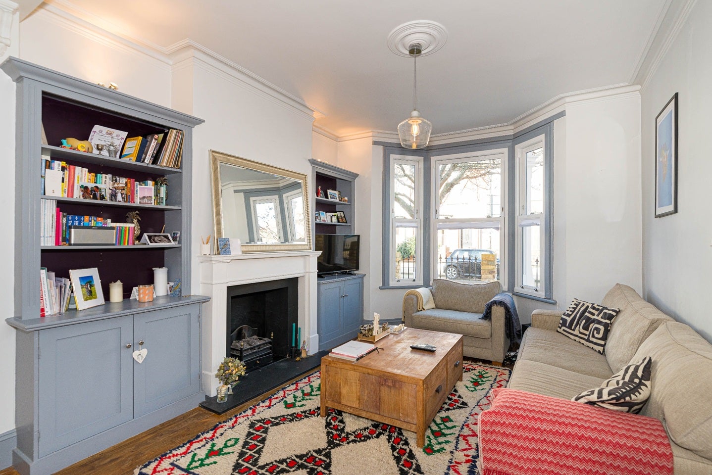 House Mendora Road in Greater London