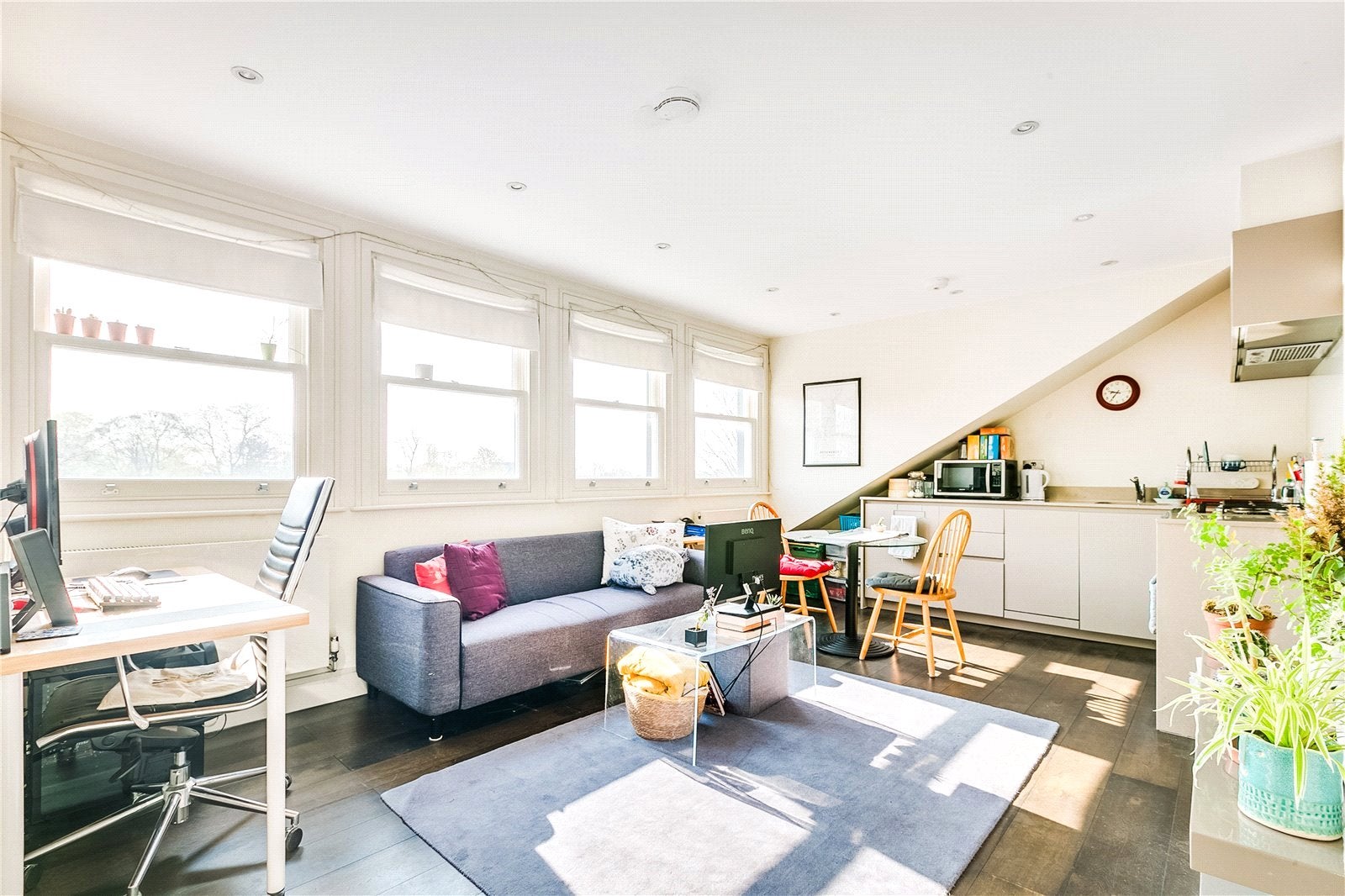 Flat Birkbeck Road in Greater London