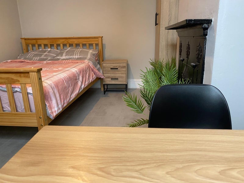 Room Hall Street in Bristol