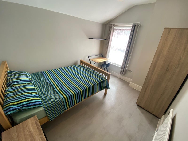 Room Hall Street in Bristol