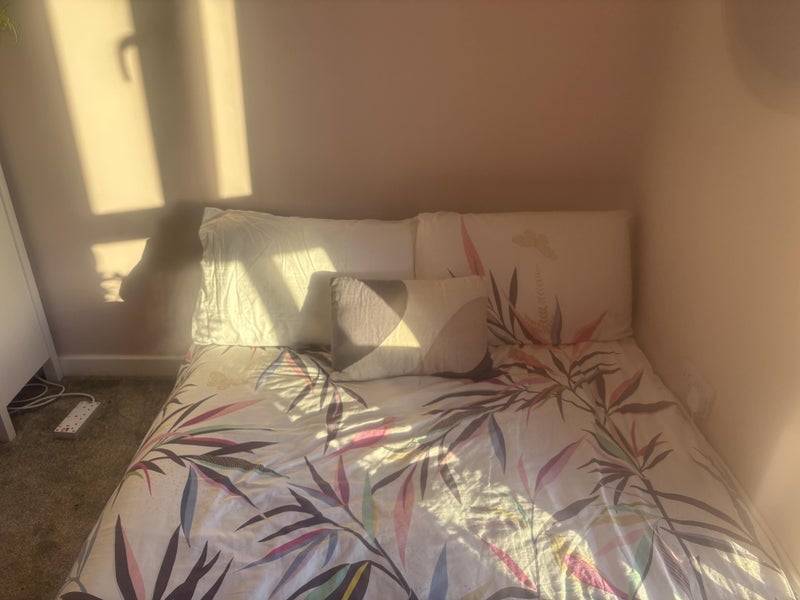 Room St Georges Way in Greater London