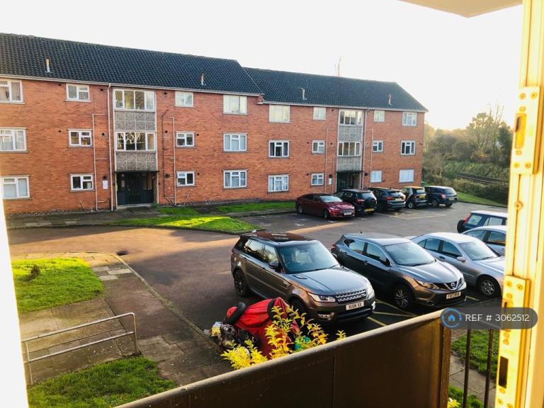 Flat Tuckers Close in Charnwood