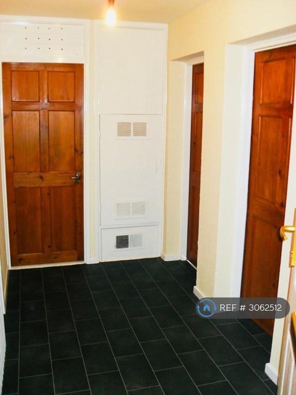 Flat Tuckers Close in Charnwood