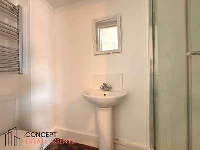 Flat Kenlor Road in Greater London