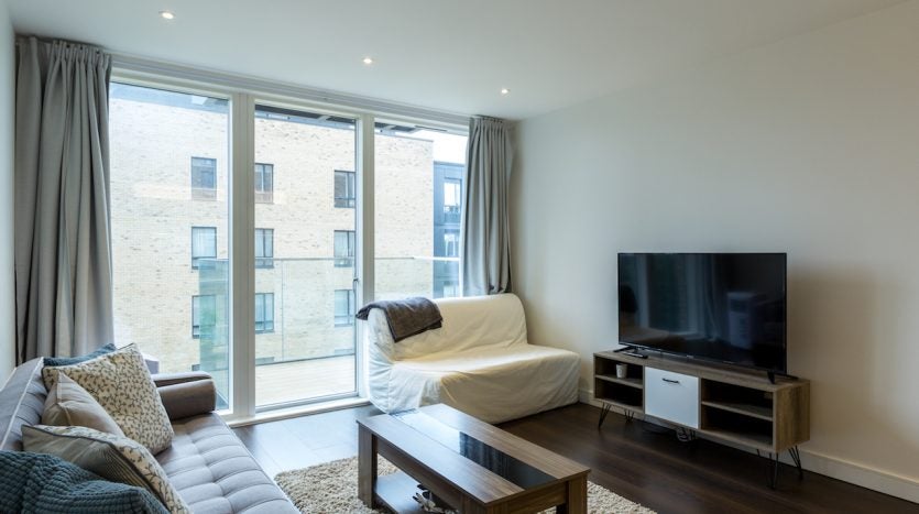 Flat Lionel Road South in Greater London