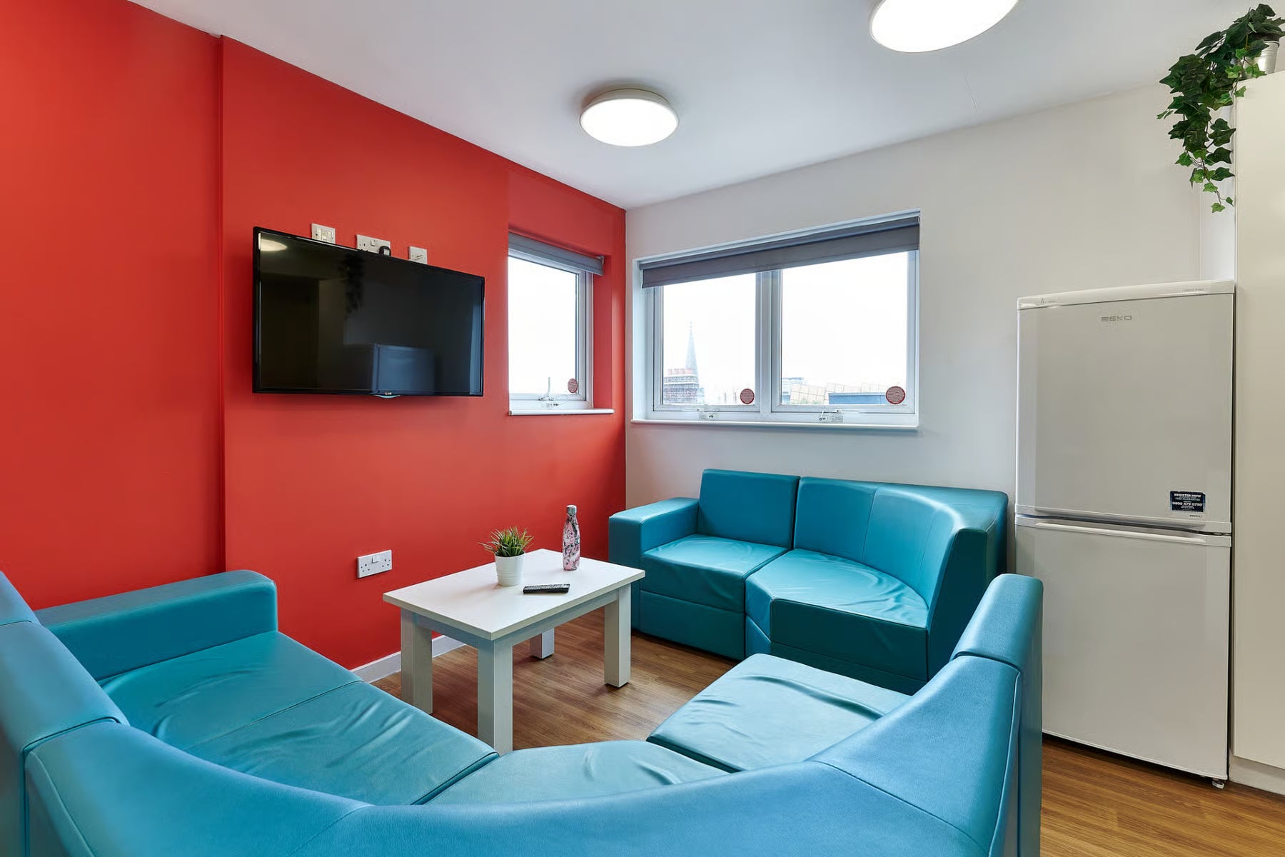 Room Ebrington Street in Plymouth