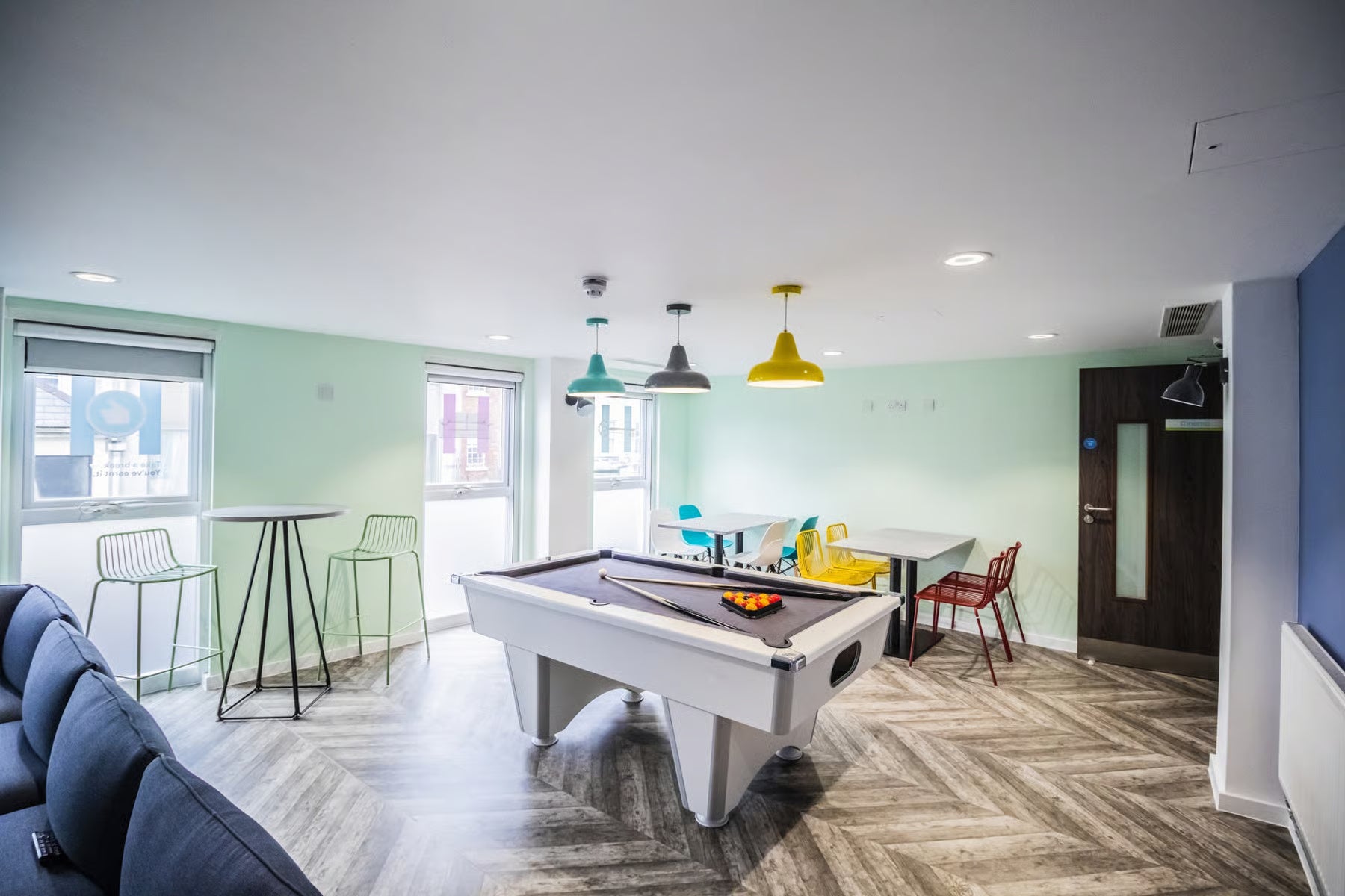 Room Ebrington Street in Plymouth