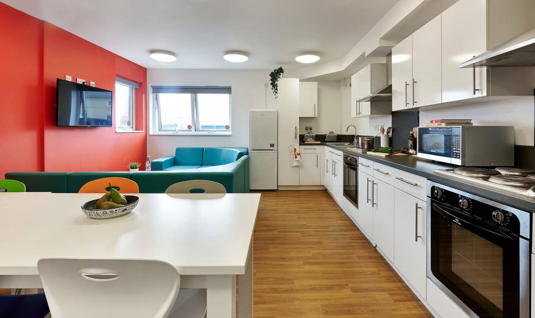 Room Ebrington Street in Plymouth