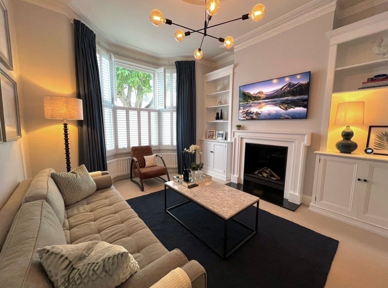 Room Stormont Road in Greater London
