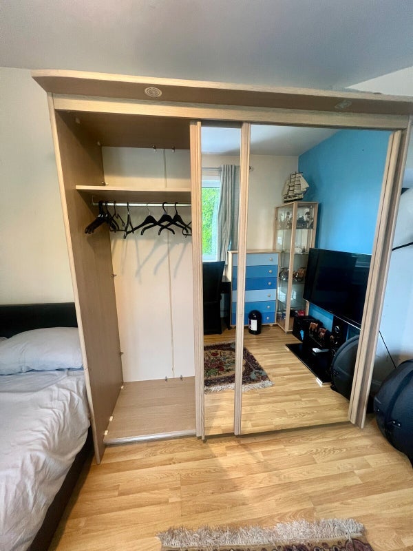 Room Hassall Avenue in Manchester