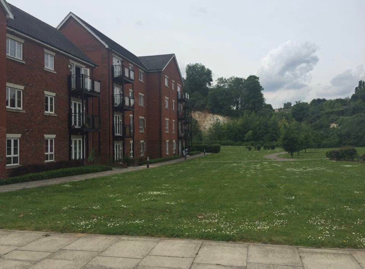 Flat Silver Streak Way in Strood