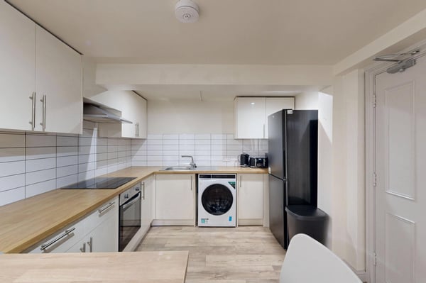 Flat Otley Road in Leeds