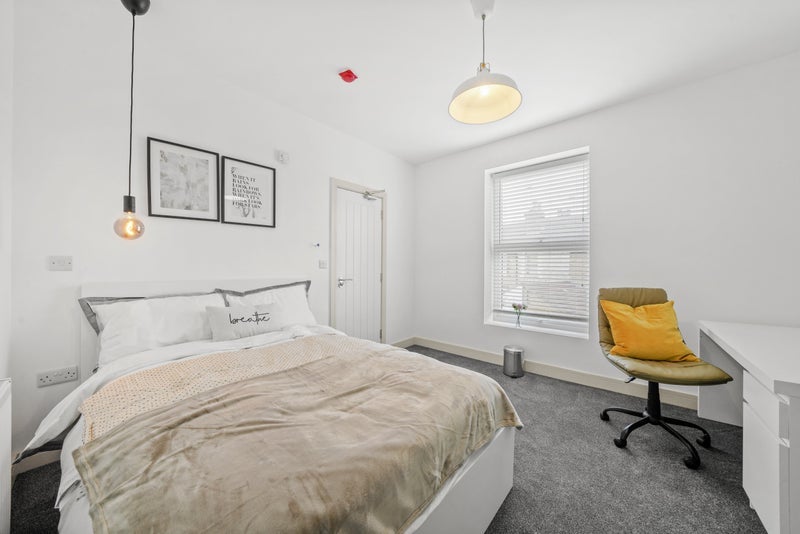 Room Bower Place in Maidstone