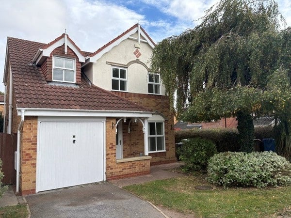 House Northwood Drive in Hessle