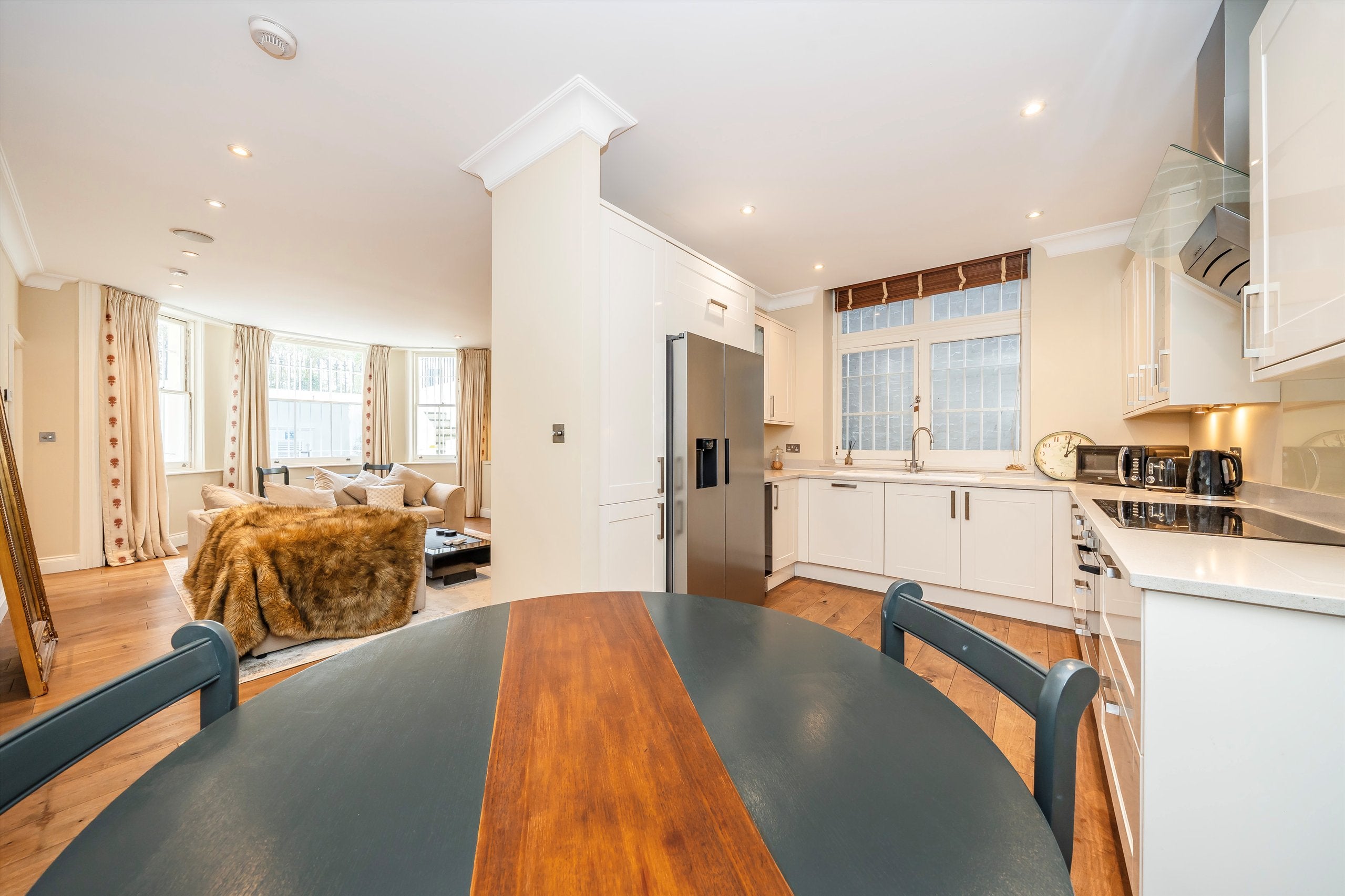 Flat Holland Park in Greater London