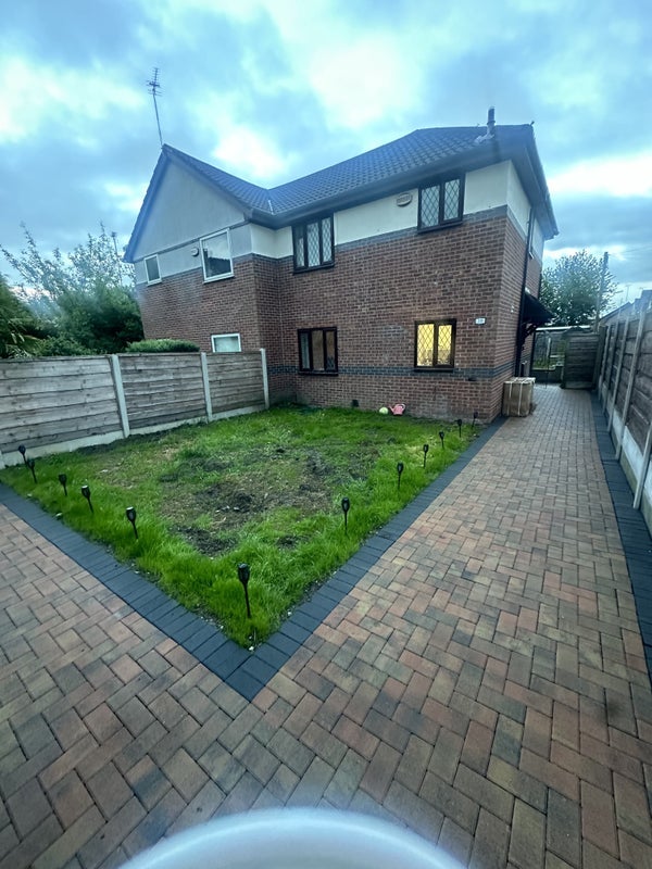 House Nona Street in Salford