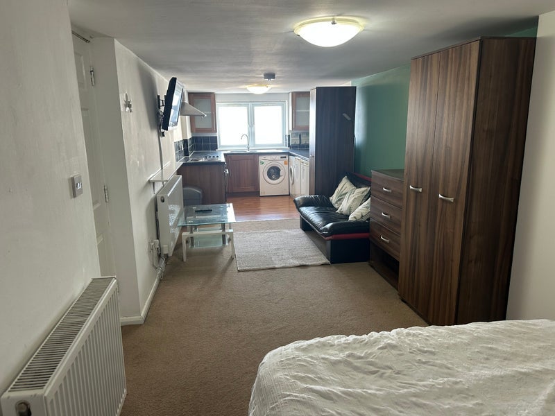Room Spains Hall Place in Basildon