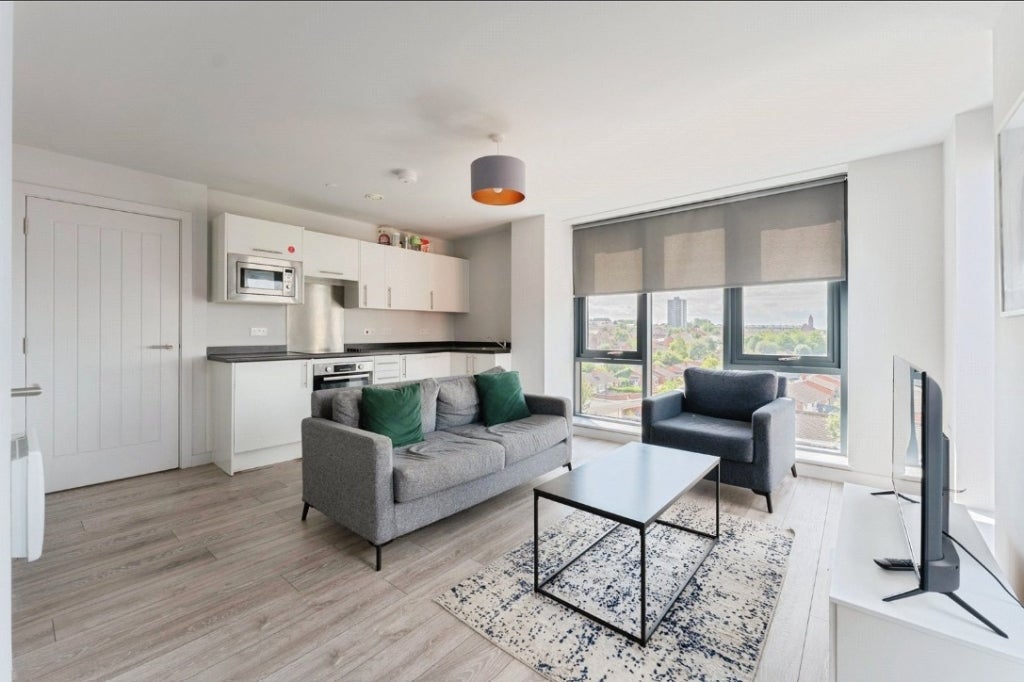 Flat Neptune Close in Runcorn