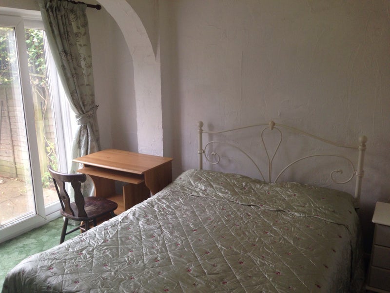 Room Shaw Road in South Kesteven