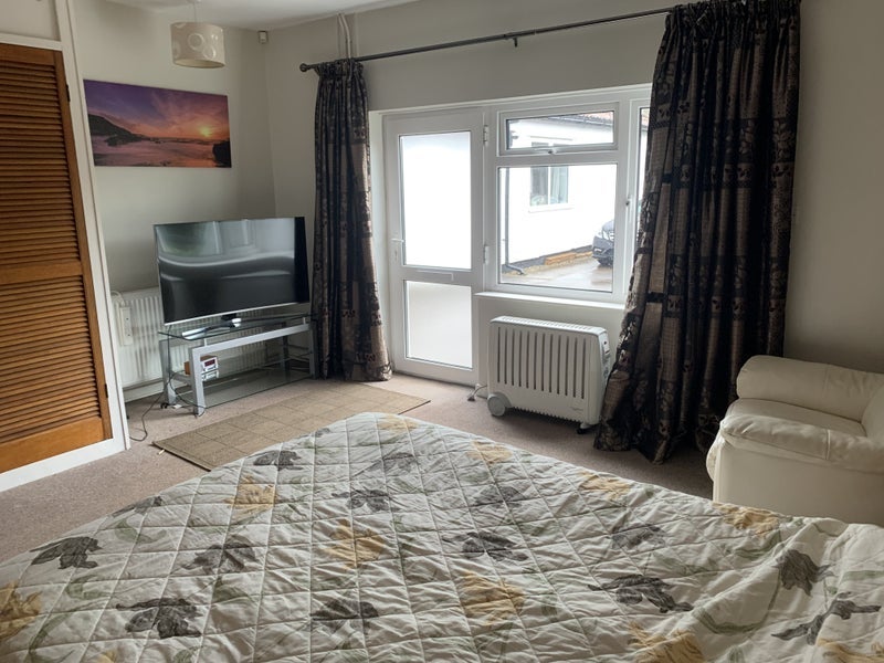 Room Over Lane in Bristol