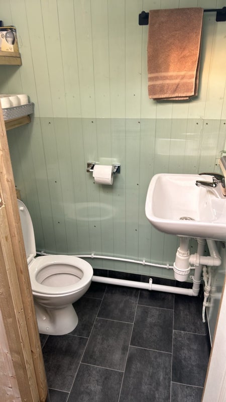 Room Vicarage Road in Poole