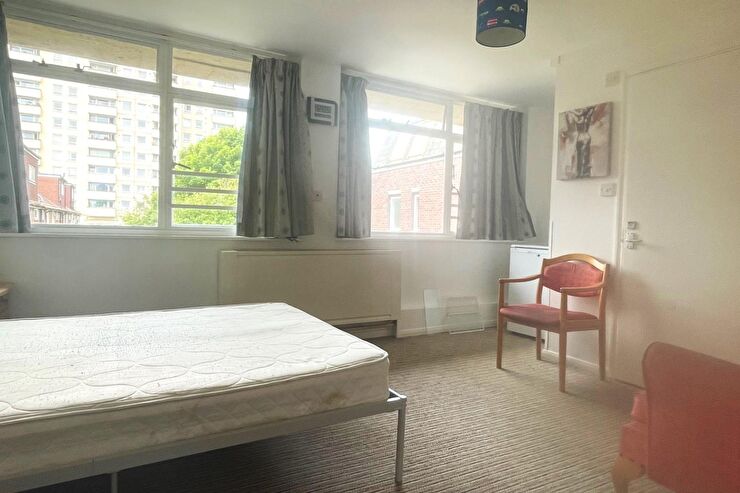Room Hereford Street in Brighton