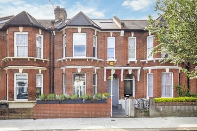 House Roxwell Road in Greater London