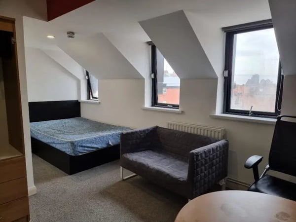 Room Saxby Street in Leicester