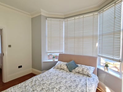 Room Higham Road in Rushden