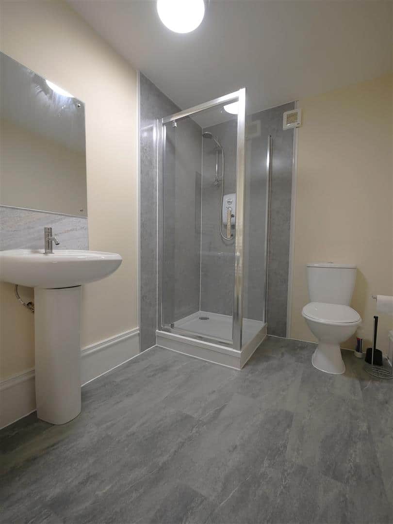 Room Oakfield Avenue in Glasgow