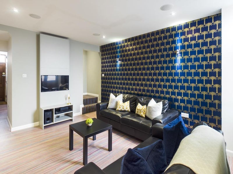 Room Carlton Road in Stoke-on-Trent