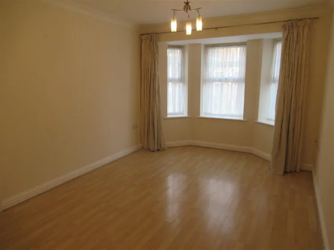 Flat Marlborough Road in Cherwell District