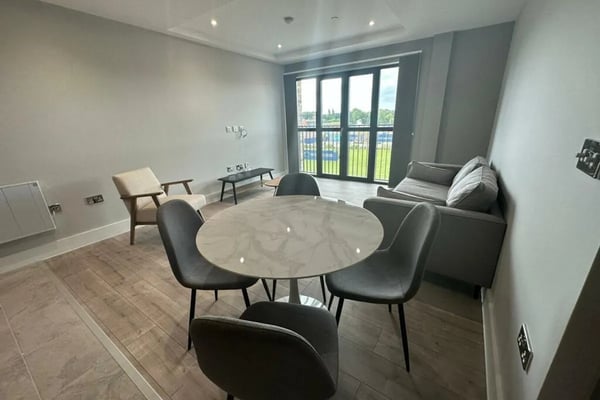 Flat Bowmars Lane in Leicester