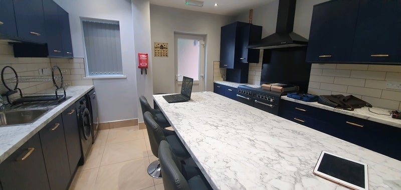 Room Pershore Road in Birmingham