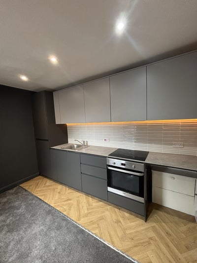 Flat Kay Gardens in Warrington