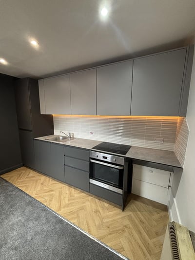 Flat Kay Gardens in Warrington