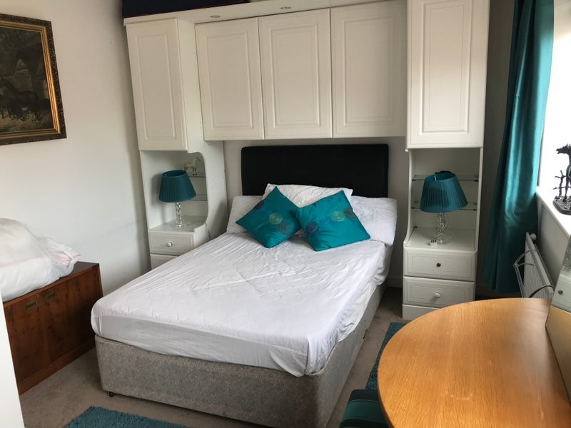 Room Fairway Drive in Chelmsford
