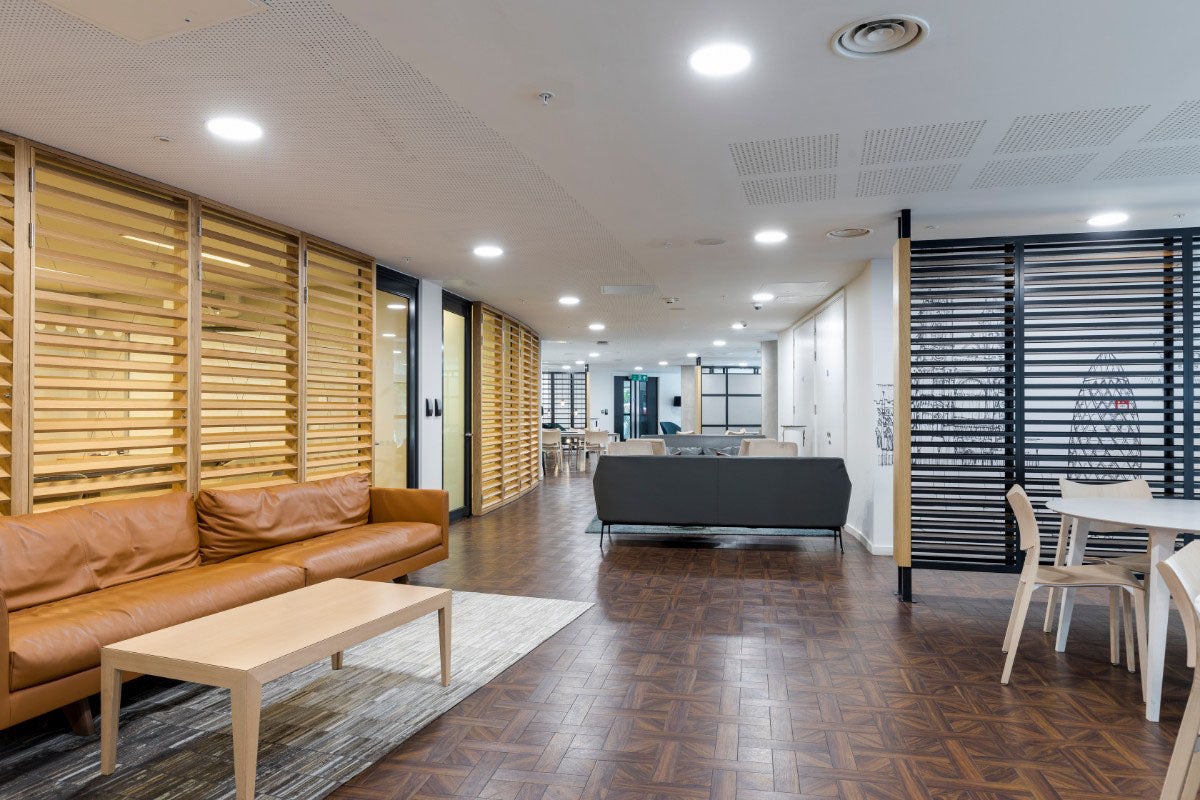 Room Westminster Bridge Road in Greater London