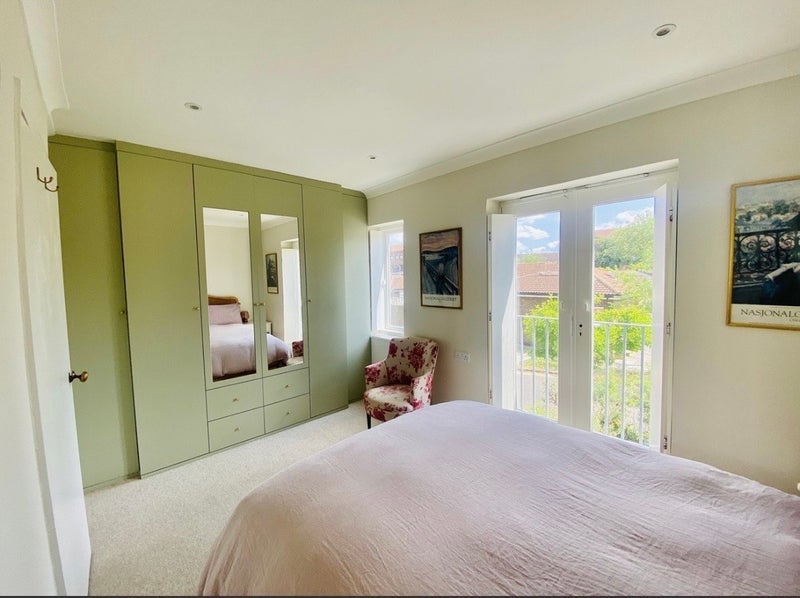 Room Brinkworth Way in Greater London