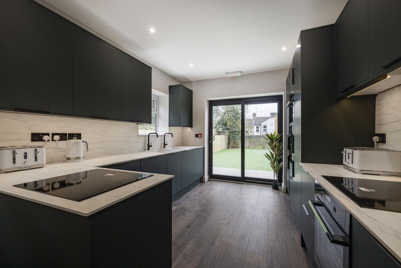 Room Douglas Road in Maidstone