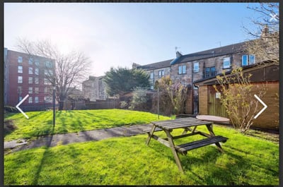 Flat Bearsden Road in Glasgow