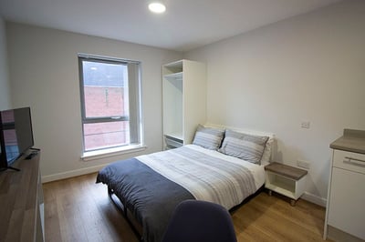 Room Clare Street in Nottingham