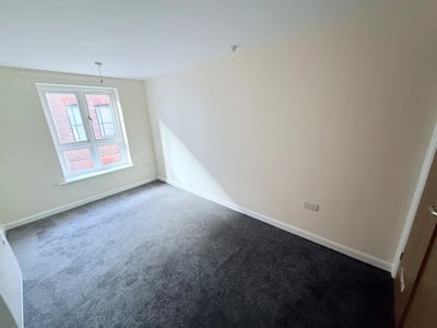 Flat Short Stairs in Nottingham