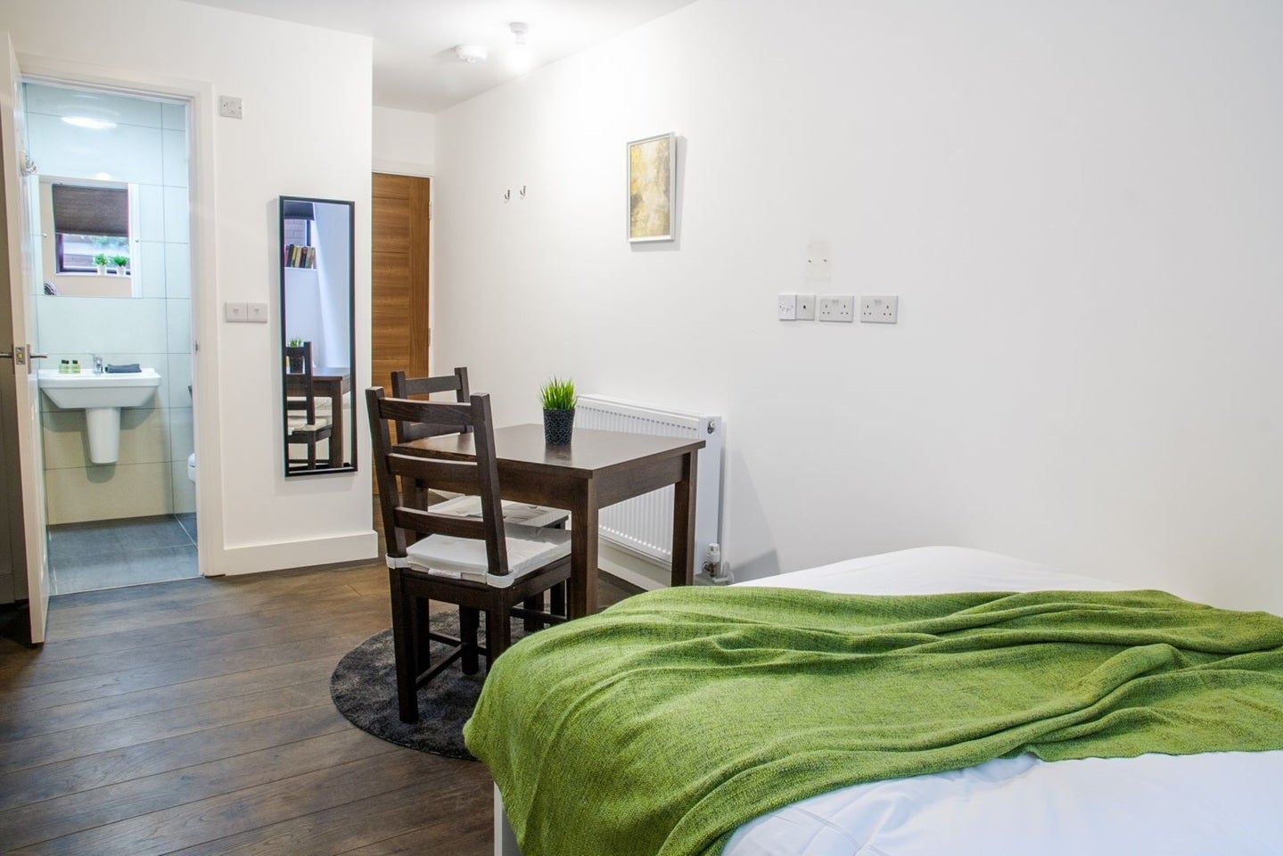 Flat Edgware Road in Greater London