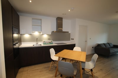 Flat Lockside Lane in Salford