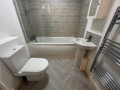Flat Coopers Way in Blackpool