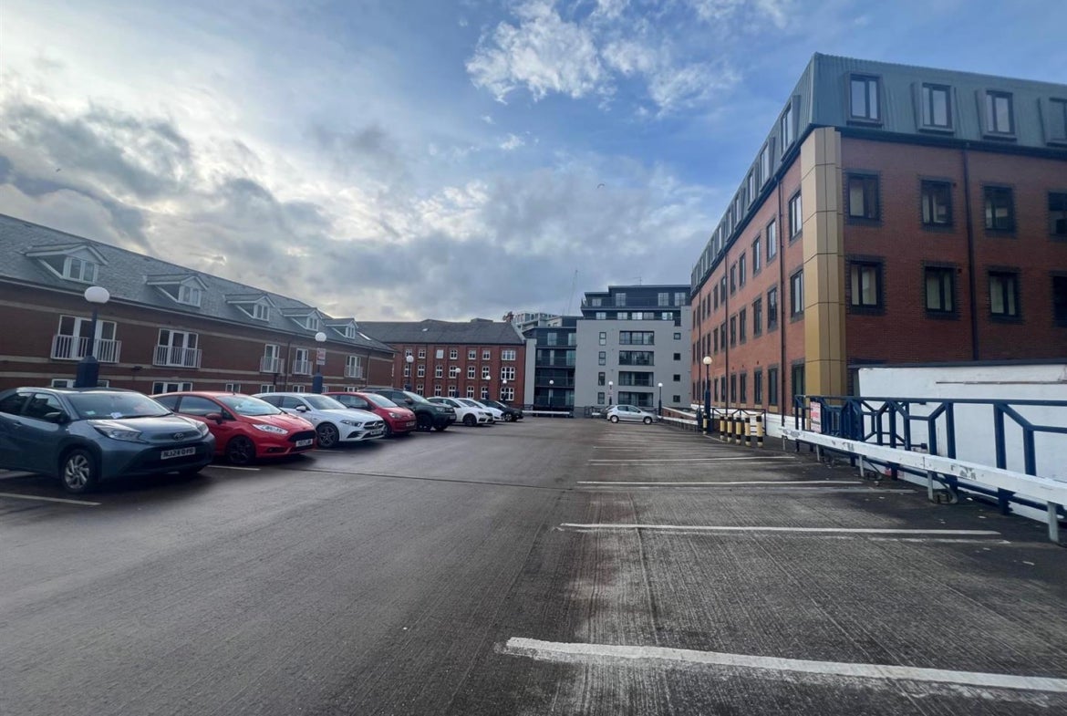 Flat Pandon Bank in Newcastle upon Tyne