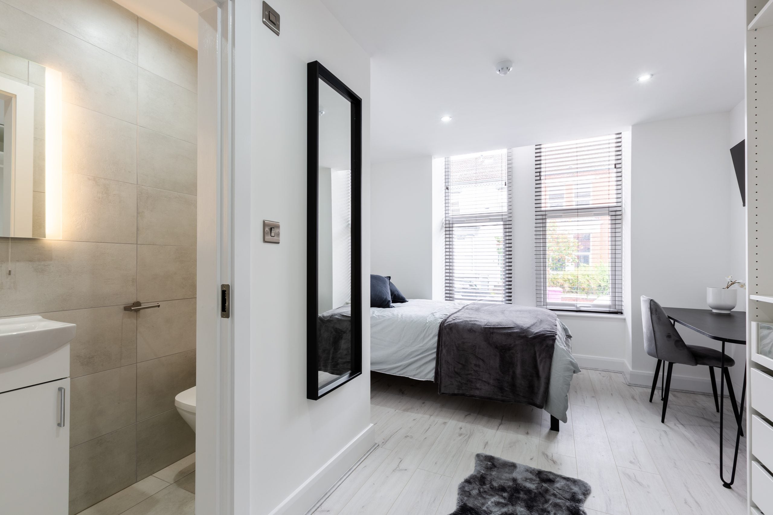 Flat Langdale Road in Birkenhead